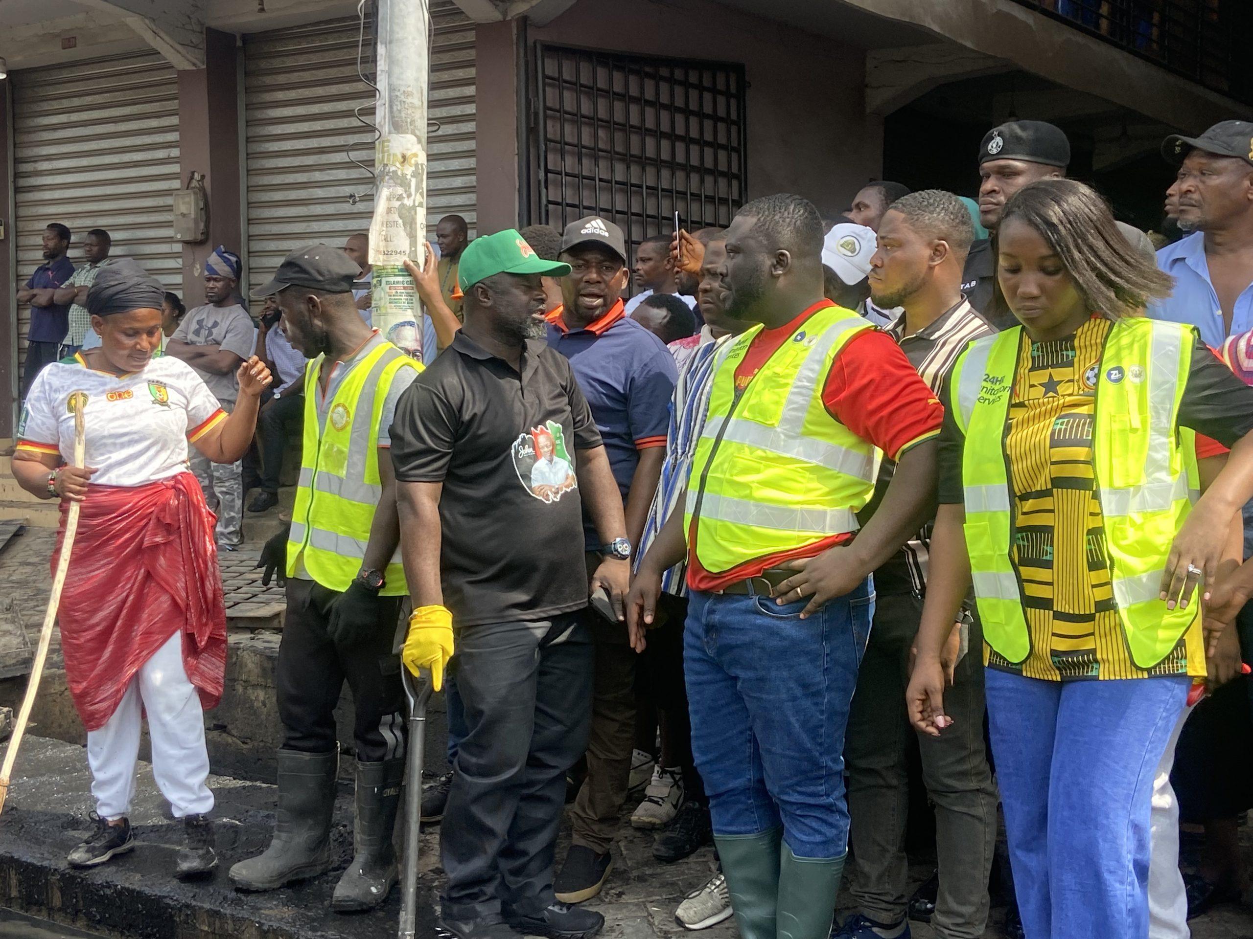 A/R: Amoakohene leads massive clean-up exercise to mark Ghana's Independence Day